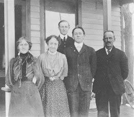 Bemis family, at their home, 1904. (Ella, Elizabeth, Luther, Edwin, Fred)
